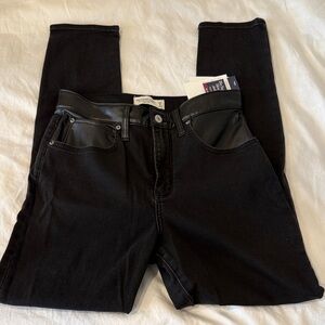 NWT! Abercrombie & Fitch Black Skinny Jeans